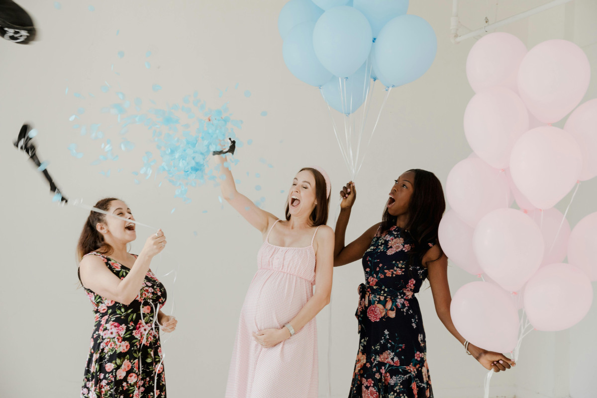 Jak ujawnić płeć dziecka na baby shower? - pomysły na gender reveal